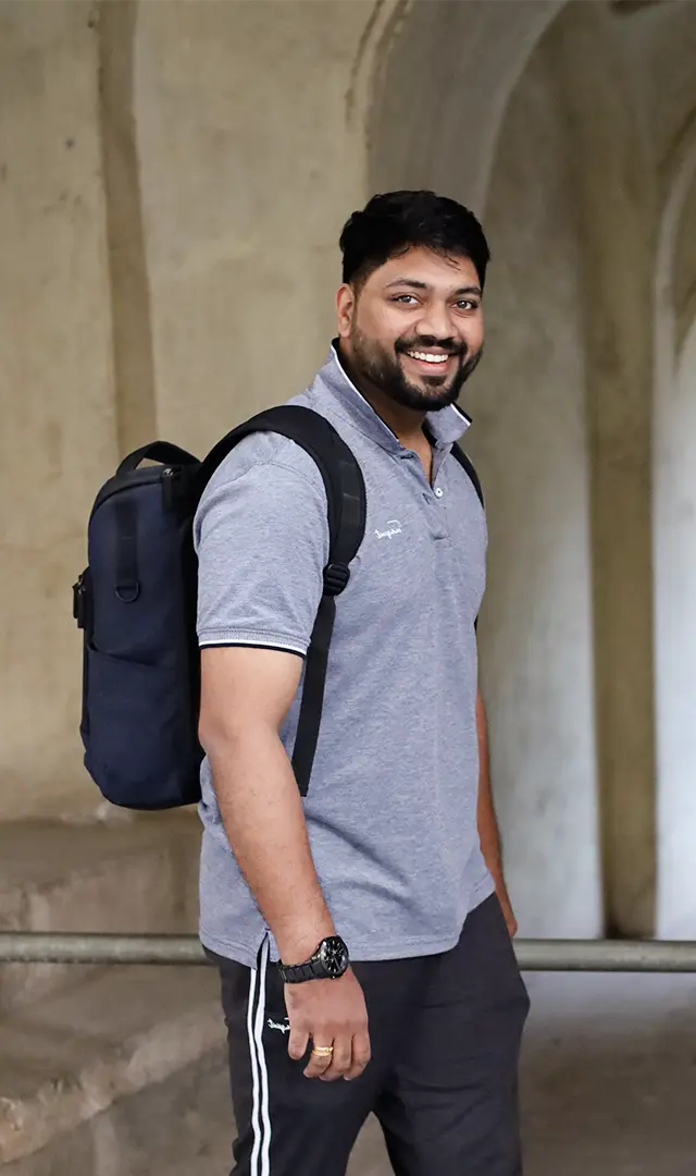 Vigneshwar portrait - Routabit Co-founder